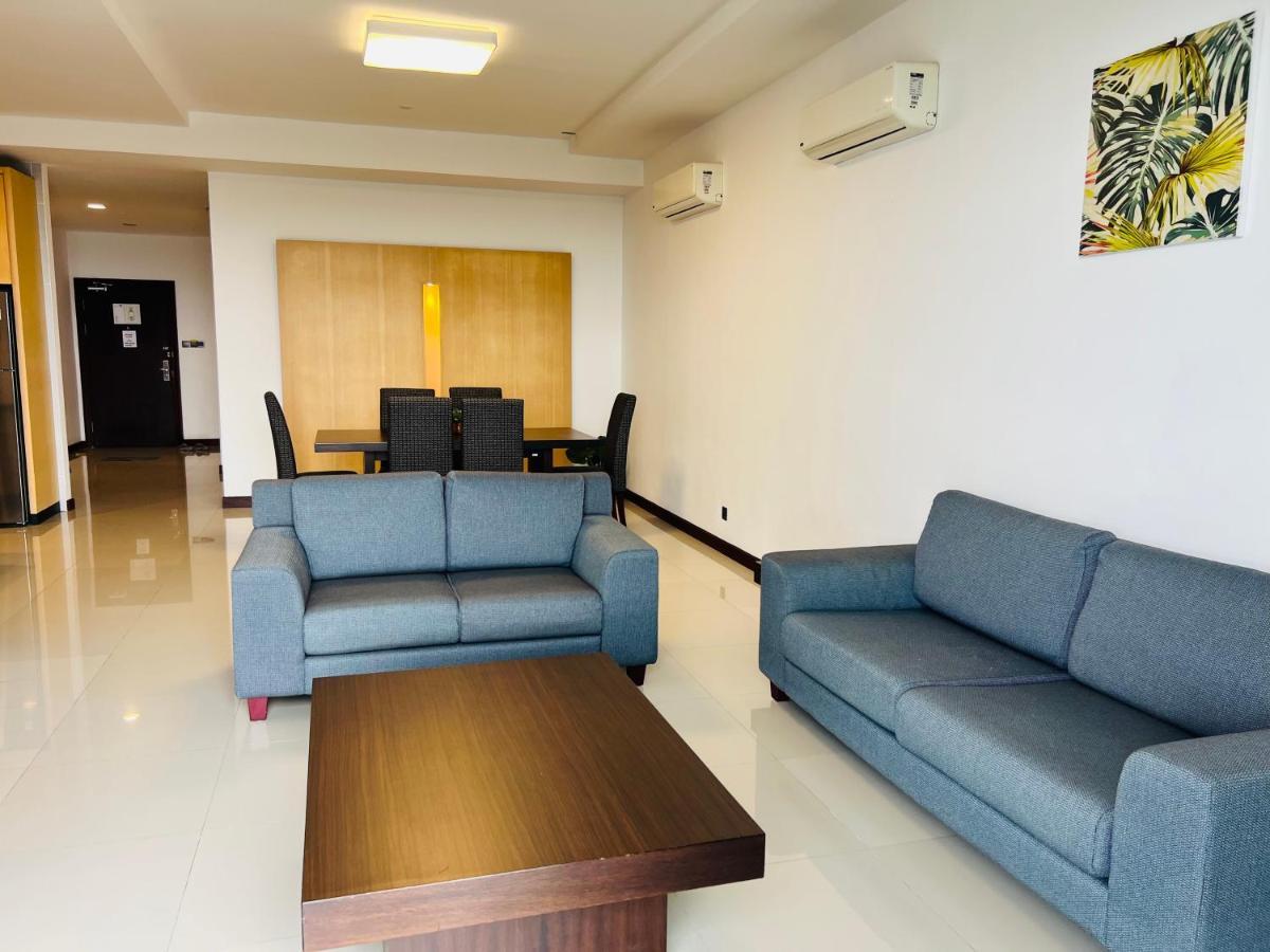 Imperial Grand Suite Apartment Kuching Dış mekan fotoğraf