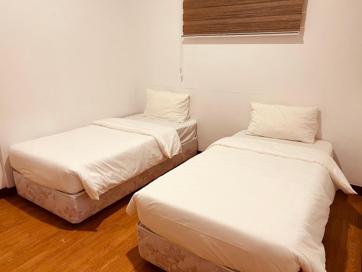 Imperial Grand Suite Apartment Kuching Dış mekan fotoğraf