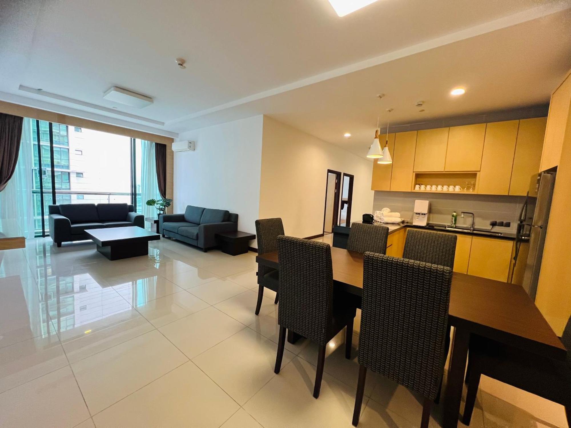Imperial Grand Suite Apartment Kuching Dış mekan fotoğraf